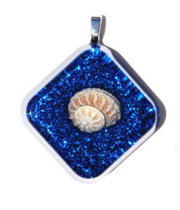seascape-necklace-indigo-blue-seashell-necklace