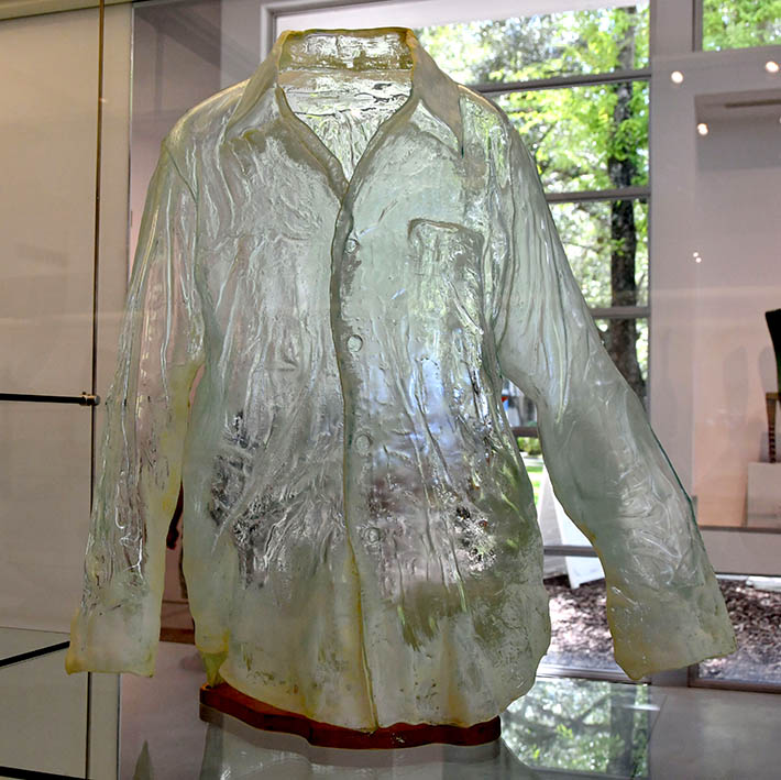 lowe art museum_miami univ_shirt glass by masoumi garashi