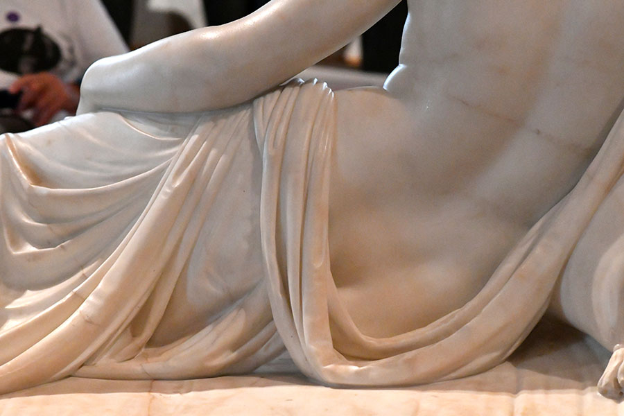 Canova-Napoleons sister-closeup of feet-Borghese gallery -blog