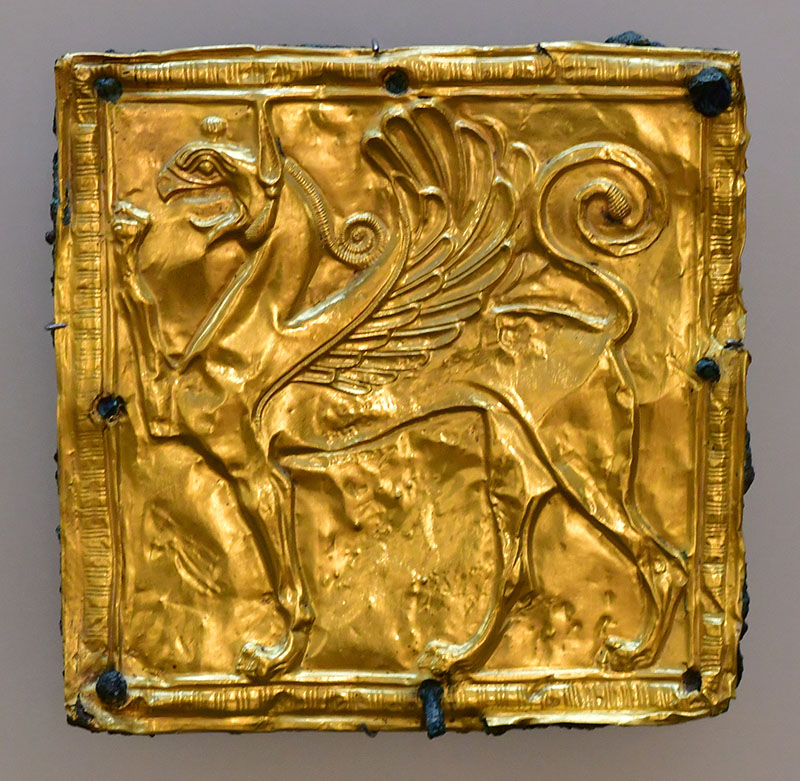 golden griffin in Delphi museum-veronica winters blog