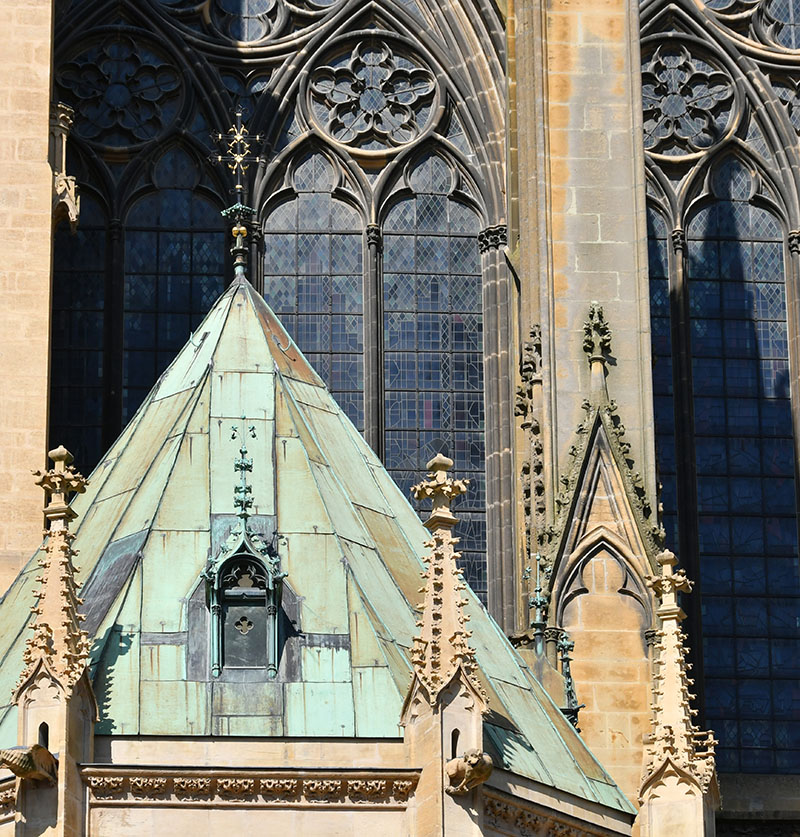 Iglesia de Metz en forma de pentágono.