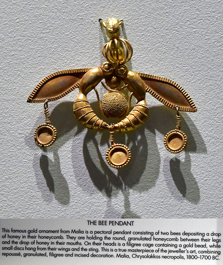 Minoan Bee pendant